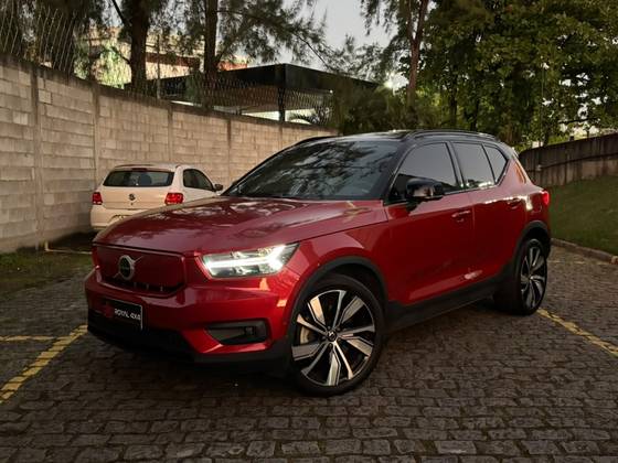 VOLVO XC40 P8 RECHARGE ELECTRIC BEV PURE AWD VOLVO XC40 P8 RECHARGE ELECTRIC BEV PURE AWD